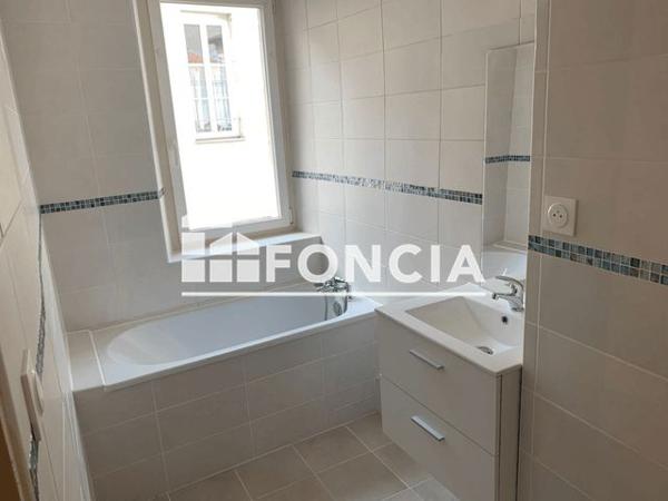 Location Appartement 3 pièces 80 m² - 18 RUE DES MARECHAUX Nancy 54000