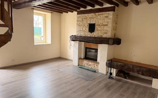 Maison à louer    4 pièces •  Sées