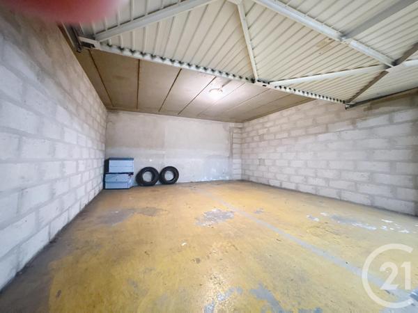 Parking à vendre  30 m2 PARIS - 75013