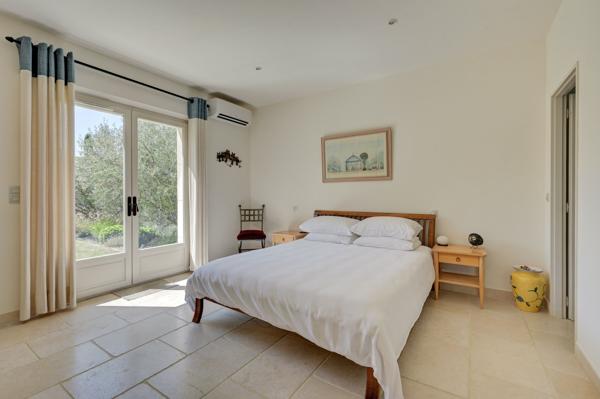 Vente Maison de luxe Saint-Rémy-de-Provence 6 Pièces 268 m²