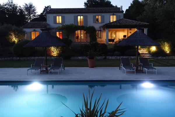Vente Maison de luxe Saint-Rémy-de-Provence 6 Pièces 268 m²