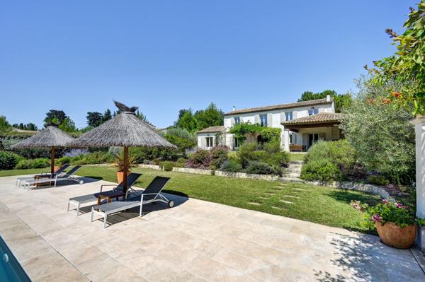 Vente Maison de luxe Saint-Rémy-de-Provence 6 Pièces 268 m²