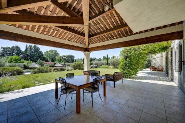 Vente Maison de luxe Saint-Rémy-de-Provence 6 Pièces 268 m²
