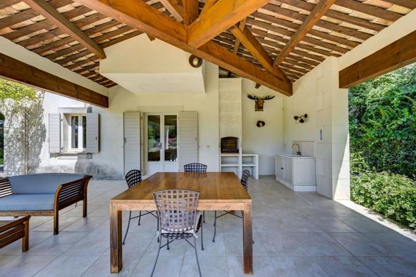 Vente Maison de luxe Saint-Rémy-de-Provence 6 Pièces 268 m²