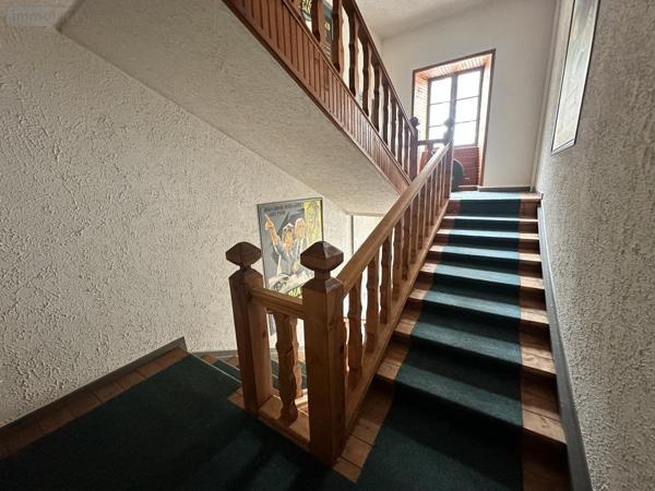 Immeuble à vendre à Saint-Flour dans le Cantal (15100), ref : 15046-58