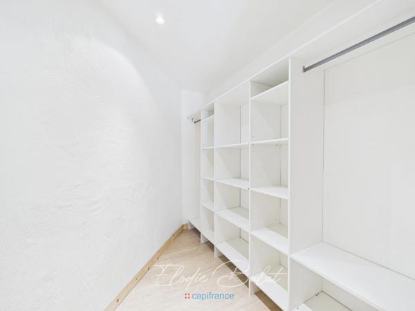 Maison de charme de plain-pied avec piscine chauffée et dépendances – MONTAILLEUR (73)