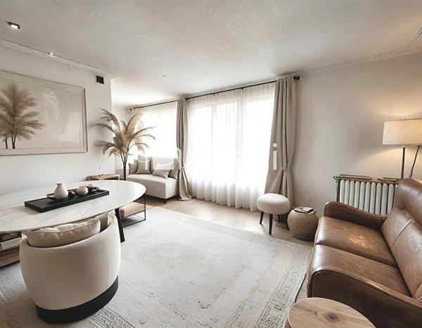 Traversant, proche des écoles, collège, transports et commerces