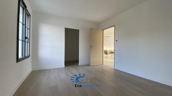 ANGOULINS SUR MER MAISON BORD DE MER 5 CHAMBRES PISCINE  Angoulins