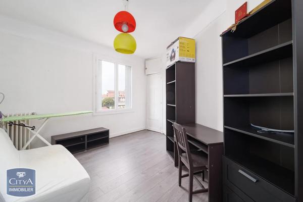 Appartement à louer 62.97m² Vichy (03200)