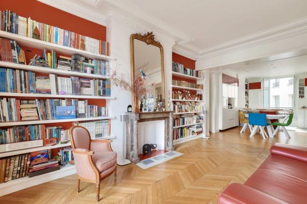 5 pièces PARIS 10EME Lariboisière Ascenseur