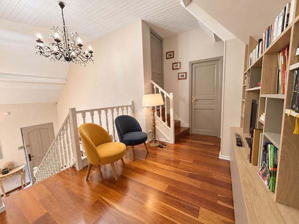 Maison Triel Sur Seine 6 pièce(s) 154 m2 599 000 € **  - Référence  1828