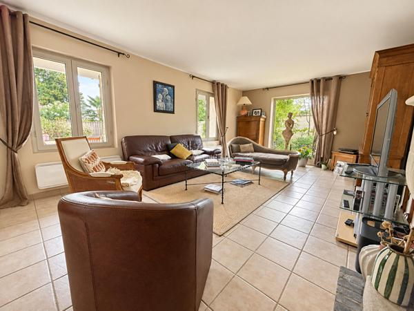 Maison Triel Sur Seine 6 pièce(s) 154 m2 599 000 € **  - Référence  1828