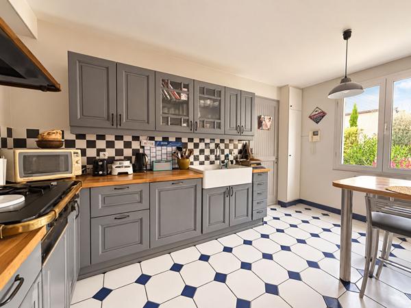 Maison Triel Sur Seine 6 pièce(s) 154 m2 599 000 € **  - Référence  1828