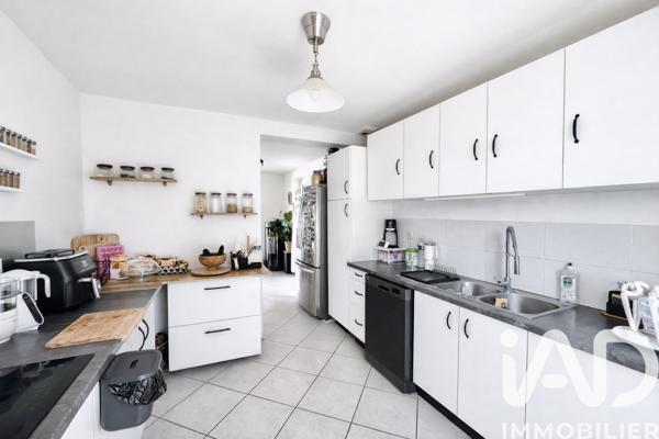 Maison à vendre 6 pièces 141 m² Meyrieu-les-Étangs
