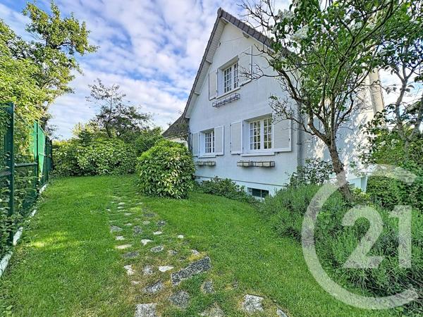 Maison à vendre  5 pièces - 111,10 m 2   ST ANDRE LES VERGERS  - 10