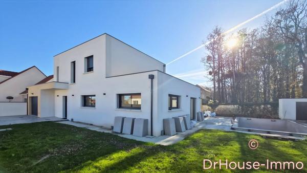 Maison à vendre 6 pièces de 144 m²