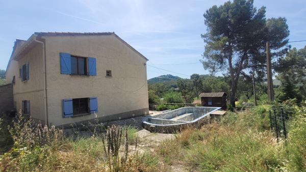 VENTABREN -Propriété à rénover sur 3000m², vue panoramique