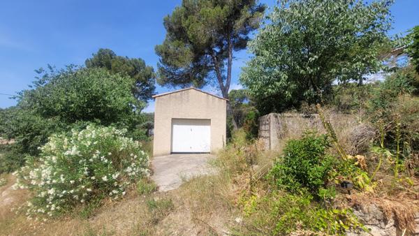 VENTABREN -Propriété à rénover sur 3000m², vue panoramique