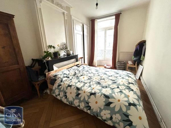Appartement à louer 3 pièces 83.02m²