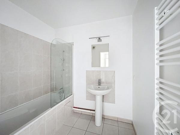 Appartement F3 à vendre  3 pièces - 65,87 m2 DAMMARIE LES LYS - 77