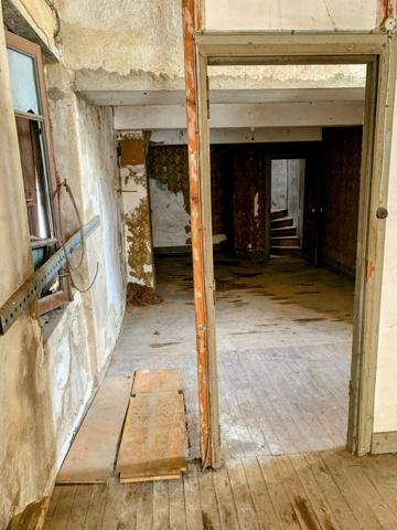 Mirepoix (09500) RARE - Mirepoix 09200 Ensemble immobilier, ancien relai des postes de 420 m2 exploitables