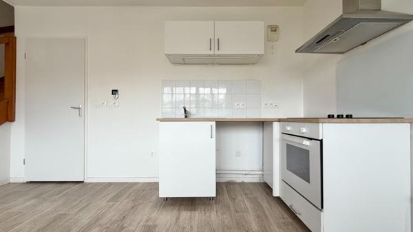 Appartement Corbeil Essonnes 3 pièce(s) 59.50 m2