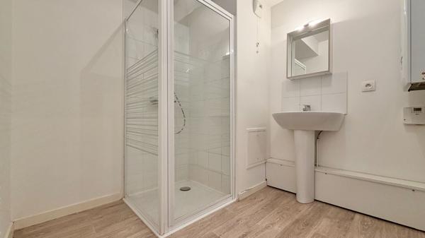 Appartement Corbeil Essonnes 3 pièce(s) 59.50 m2