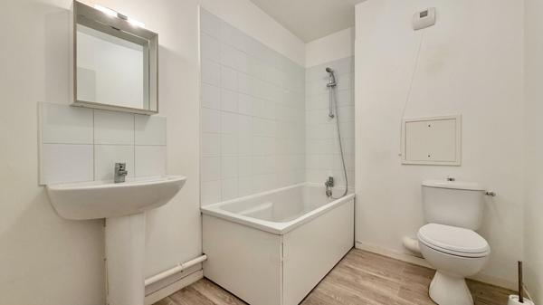 Appartement Corbeil Essonnes 3 pièce(s) 59.50 m2