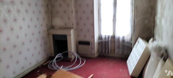 Immeuble à vendre à Lezay dans les Deux-Sèvres (79120), ref : MR499