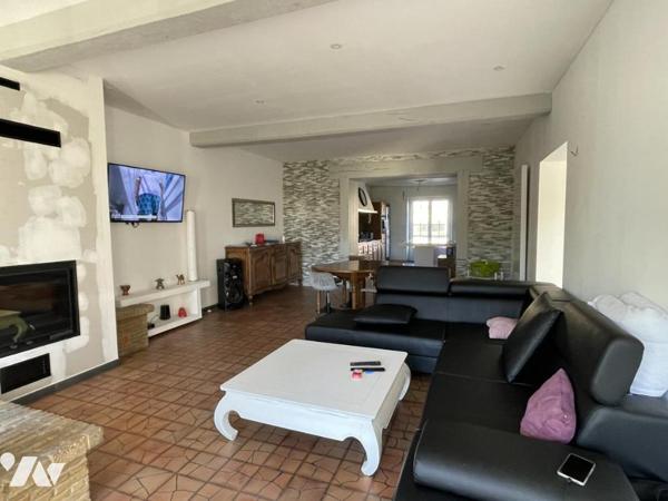 Maison de 180m² sur 2 000m² de terrain sur RENE