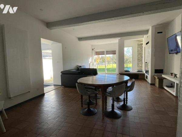 Maison de 180m² sur 2 000m² de terrain sur RENE