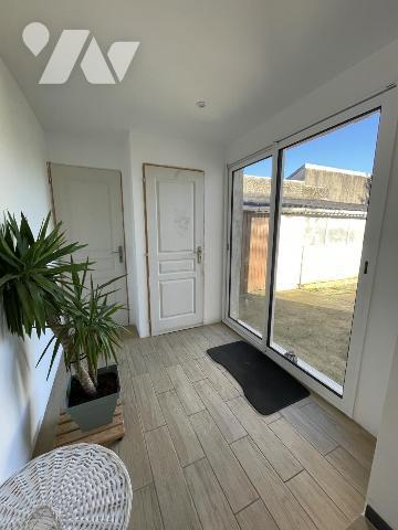 Maison de 180m² sur 2 000m² de terrain sur RENE