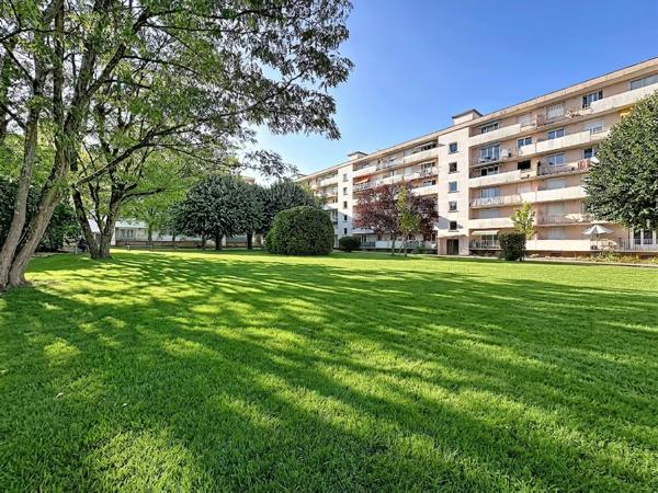 Appartement 5 pièces 77.18 m2