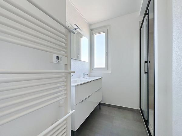 Appartement 5 pièces 77.18 m2