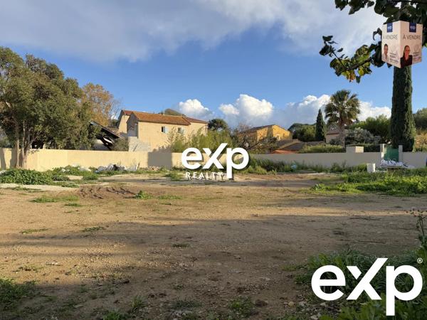 Terrain à bâtir viabilisé – Ollioules – Libre constructeur