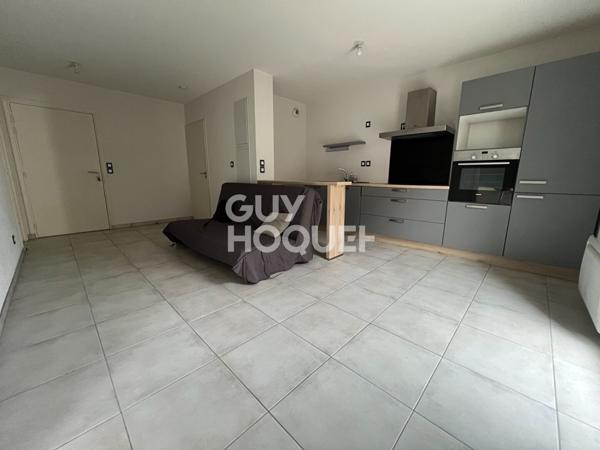 T2 meublé + terrasse + place de parking Vendu Loué