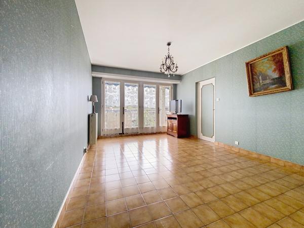 Dax (40100) Appartement T4 avec ascenseur, garage et place de stationnement