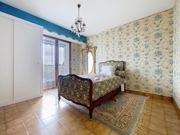 Dax (40100) Appartement T4 avec ascenseur, garage et place de stationnement