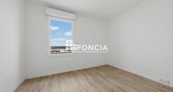 À vendre Appartement 4 pièces 63 m² - Bordeaux 33800