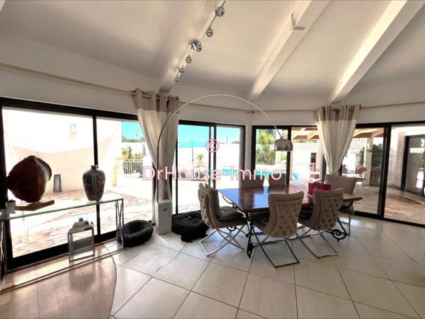 Maison à vendre 8 pièces de 230 m²