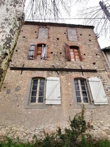 Graulhet. Bâtisse de 390 m² à rénover .