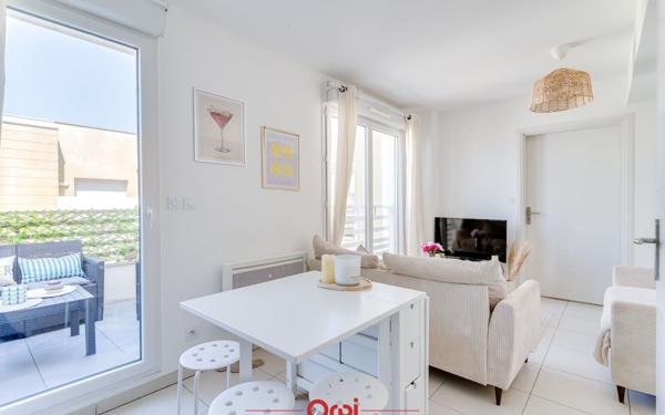 Appartement à vendre    2 pièces • 34,57 m2 Marseille 12