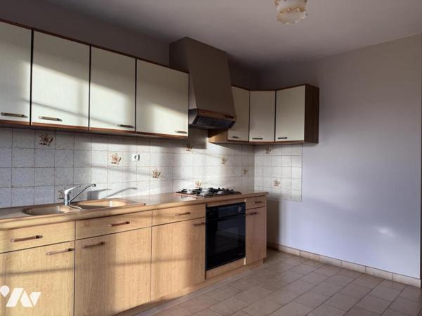 Maison traditionnelle sur sous-sol