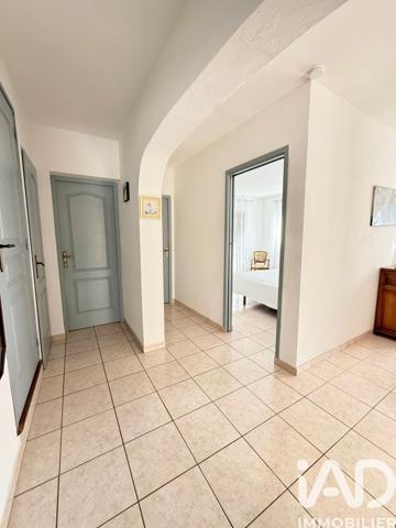 Maison à vendre 5 pièces 129 m² Cuers