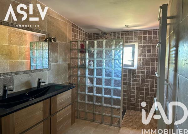 Maison à vendre 6 pièces 170 m² Six-Fours-les-Plages