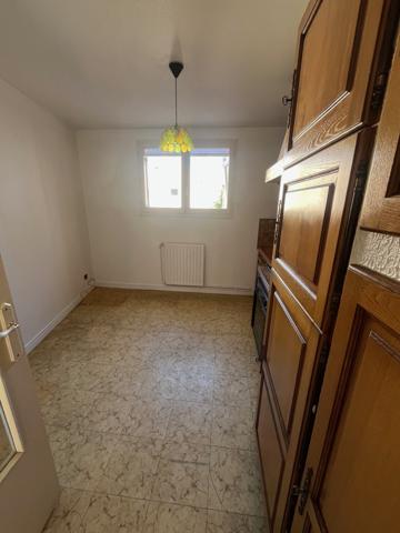 6732- VILLEFRANCHE S/S Centre ville