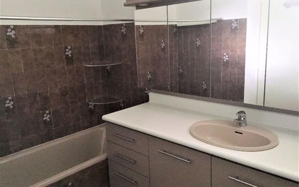 Appartement à louer    2 pièces • 93 m2 Albi