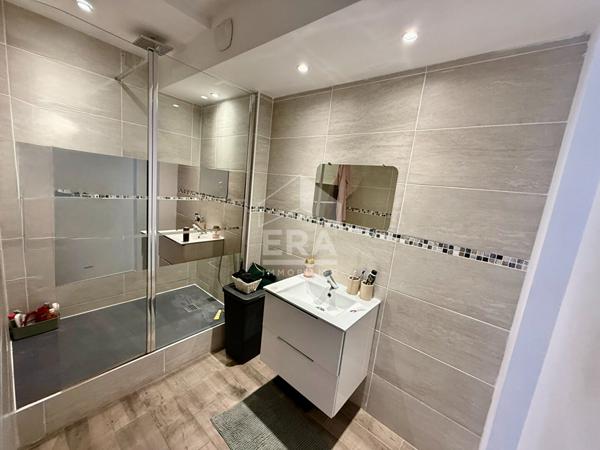 SEPTEMES LES VALLONS - Appartement T5 avec deux terrasses et cave privative