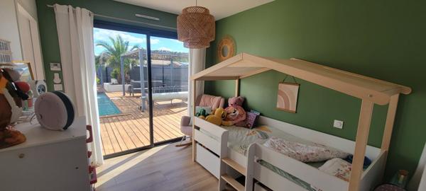 Maison Mios 6 pièce(s) 125 m2 garage - piscine