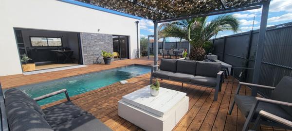 Maison Mios 6 pièce(s) 125 m2 garage - piscine